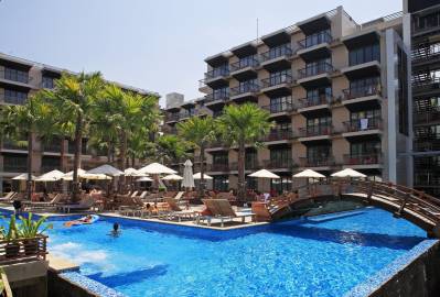 BAAN LAIMAI BEACH RESORT