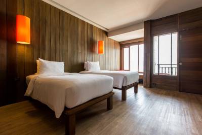 BAAN PLOY SEA