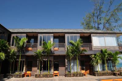 BAAN PLOY SEA