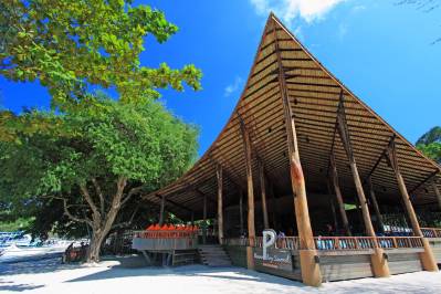 BAAN PLOY SEA