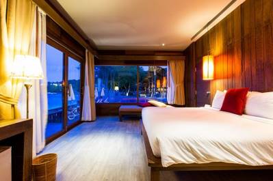 BAAN PLOY SEA