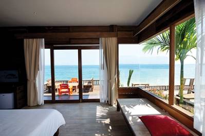BAAN PLOY SEA