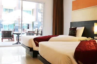 BARON BEACH HOTEL