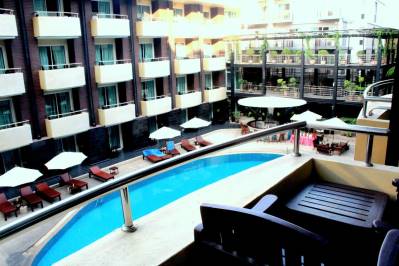 BARON BEACH HOTEL
