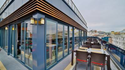 BEETHOVEN PREMIUM HOTEL