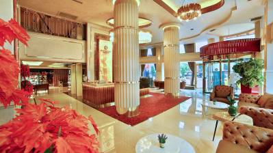 BEETHOVEN PREMIUM HOTEL