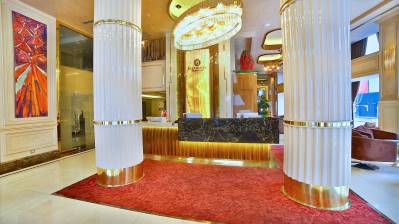 BEETHOVEN PREMIUM HOTEL