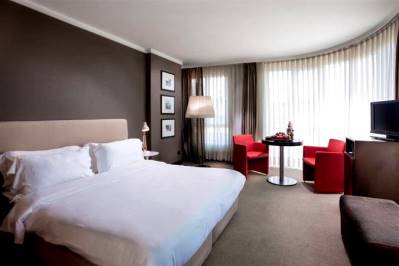 BENTLEY HOTEL BY MOLTON