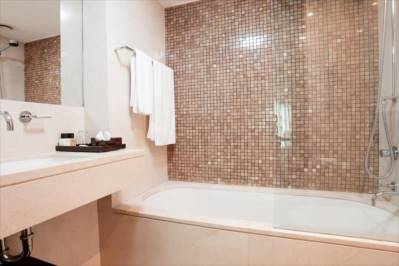 BENTLEY HOTEL BY MOLTON