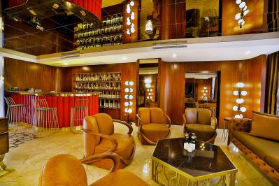 BEETHOVEN SUIT HOTEL