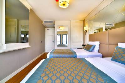 BEETHOVEN SUIT HOTEL