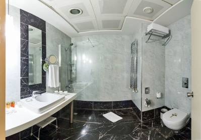 BEYAZ SARAY HOTEL