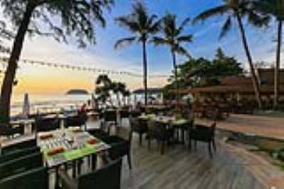 BEYOND RESORT KATA