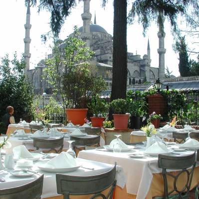 BLUE HOUSE HOTEL