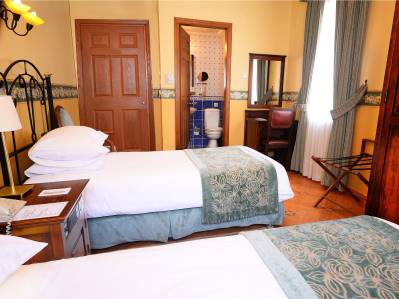 BLUE HOUSE HOTEL