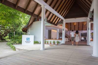 BANDOS ISLAND RESORT & SPA