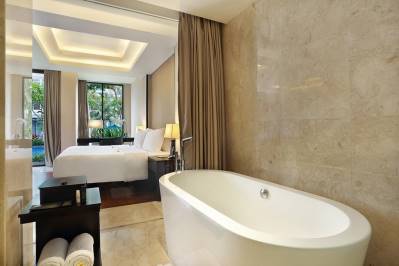 BALI NUSA DUA HOTEL & CONVENTION
