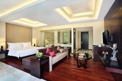BALI NUSA DUA HOTEL & CONVENTION