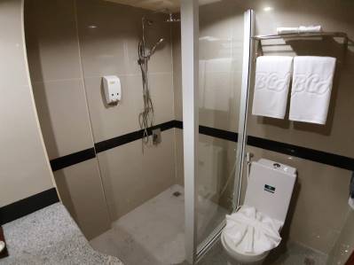 BOUTIQUE CITY HOTEL