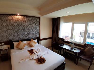 BOUTIQUE CITY HOTEL