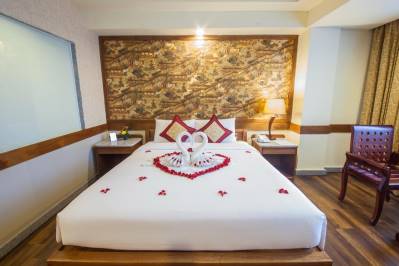 BOUTIQUE CITY HOTEL