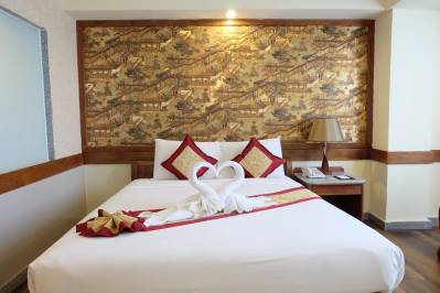 BOUTIQUE CITY HOTEL