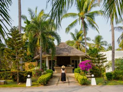 THE BEACH VILLAGE RESORT