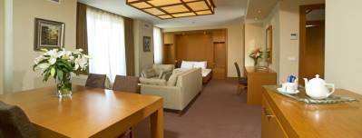 BW CITADEL HOTEL