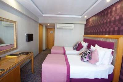 CARLTON HOTEL