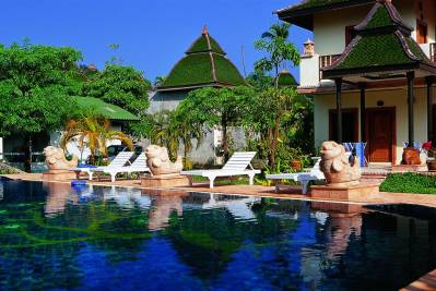 COCONUT BEACH RESORT