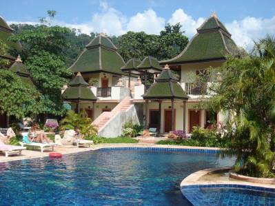 COCONUT BEACH RESORT