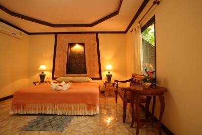 COCONUT BEACH RESORT