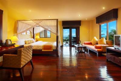 CORAL COVE CHALET