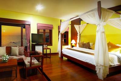 CORAL COVE CHALET