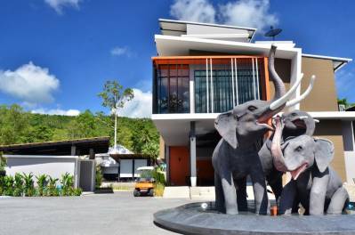 CHAWENG NOI POOL VILLA