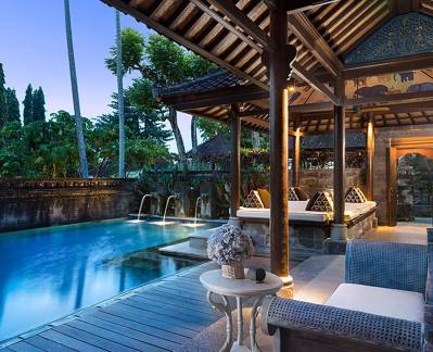 THE CHEDI CLUB TANAH GAJAH