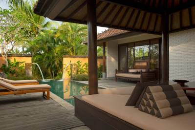 THE CHEDI CLUB TANAH GAJAH