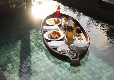 THE CHEDI CLUB TANAH GAJAH