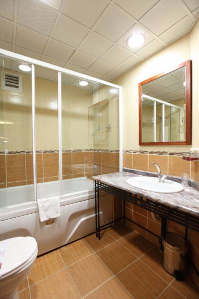 DELUXE GOLDEN HORN HOTEL