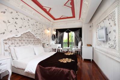 DELUXE GOLDEN HORN HOTEL