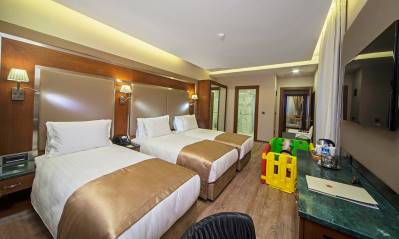DOSSO DOSSI HOTEL OLD CITY
