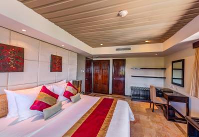 DISCOVERY KARTIKA PLAZA HOTEL