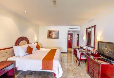 DISCOVERY KARTIKA PLAZA HOTEL
