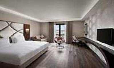 DOUBLETREE BY HILTON ESENTEPE
