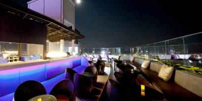 D VAREE JOMTIEN BEACH