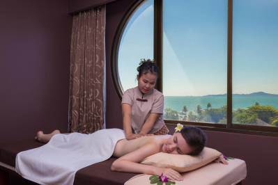 D VAREE JOMTIEN BEACH