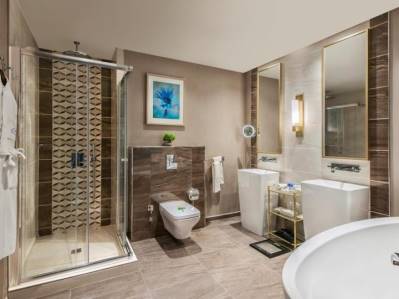 ELITE WORLD EUROPE HOTEL