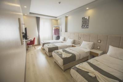 EXPRESS INCI AIRPORT HOTEL