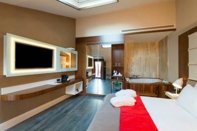 FAVORI HOTEL