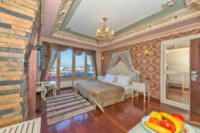 GOLDEN HORN SIRKECI